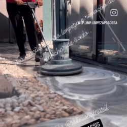 Preparador Intenso, o seu maior aliado nas limpezas difíceis! - Soluciona Restauração de Pisos