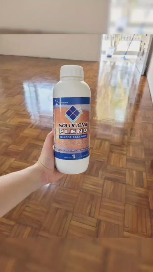 ACABAMENTO SOLUCIONA PLENO 1L (Resina acrílica de fácil aplicação, forma película resistente e duradoura)