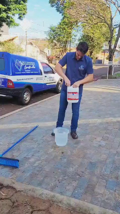 LIMPA PEDRA SOLUCIONA FORTE 5L